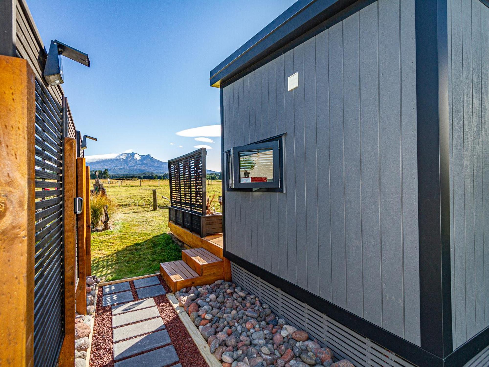 Mangateitei Views - Rangataua Tiny Home Ohakune Exterior foto